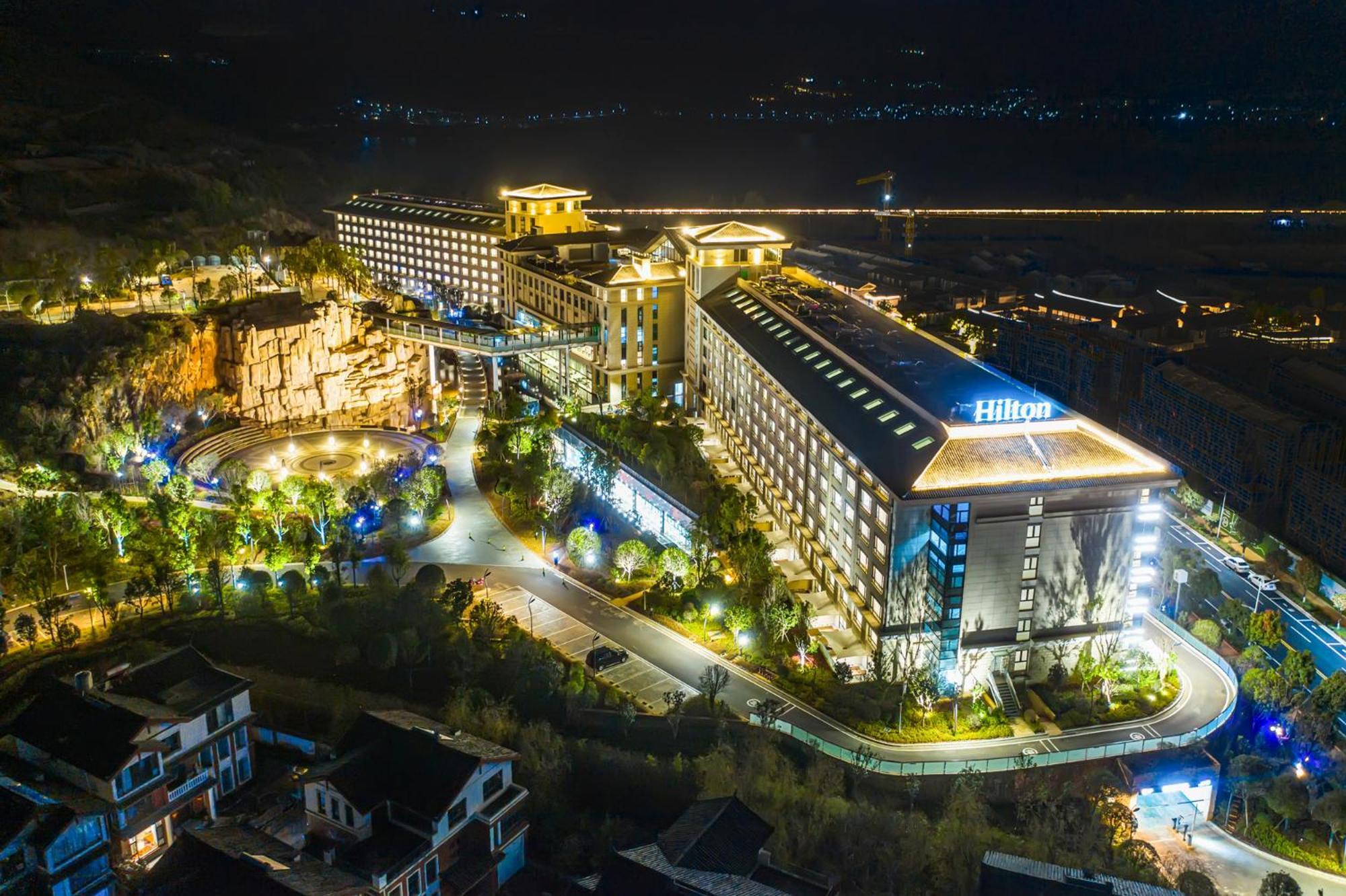 Hilton Lijiang Hotel Lệ Giang Ngoại thất bức ảnh
